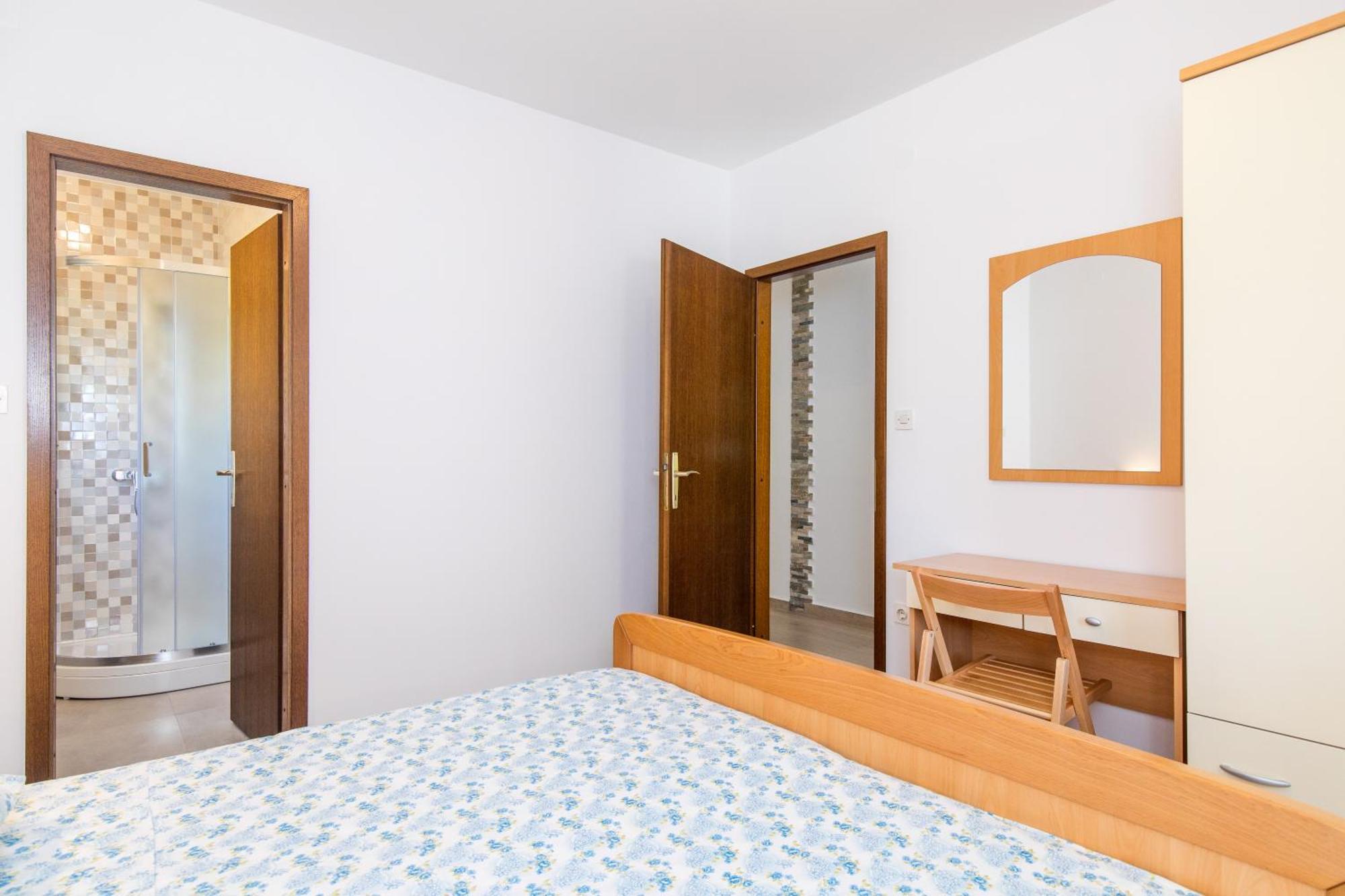 Apartmani Pina Крк Экстерьер фото
