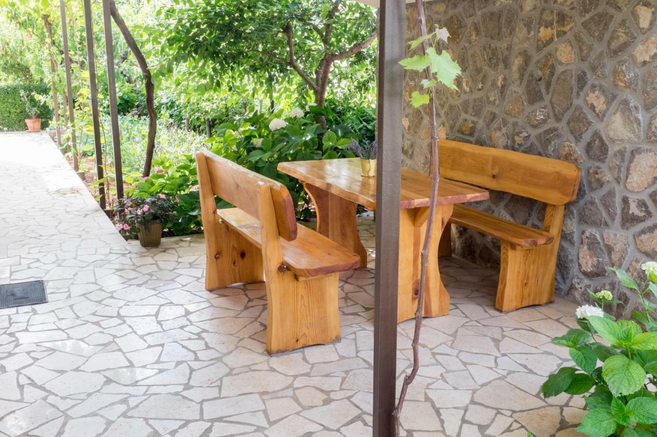 Apartmani Pina Крк Экстерьер фото
